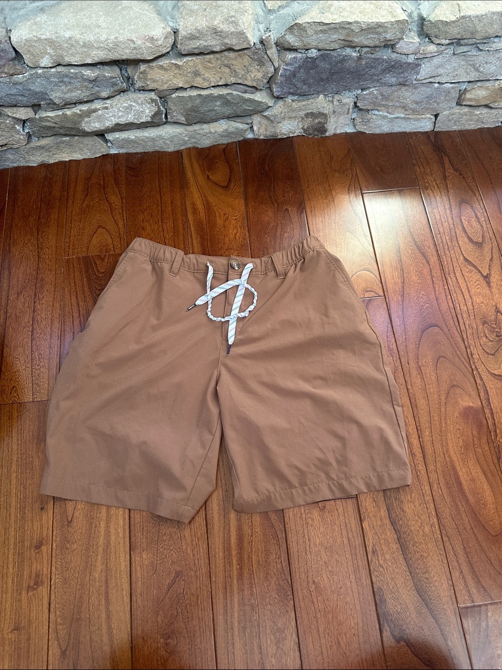 EUC Large Chubbies Men's Tan Flat-Front Drawstring Shorts